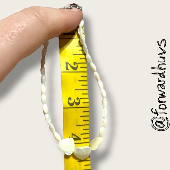 Mother of Pearl Heart Bracelet 9.75” Long - Picture 8 of 9